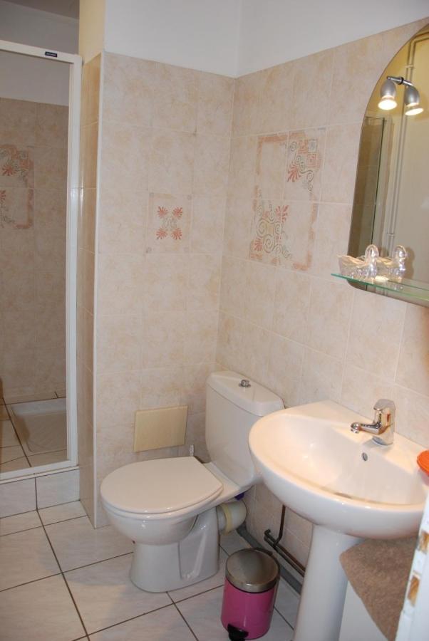 Chez Sophie -Chambres D'Hotes, Gite Et Gite Equestre Clermont-Dessous Eksteriør billede